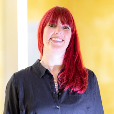 Claudia Görne, Friseurin